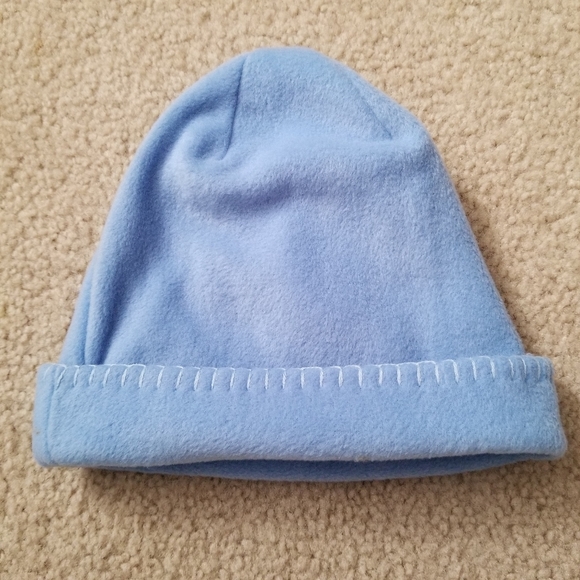 Bundle for $5 ❄ Light Blue Cozy Soft Blanket Hat and Scarf - Picture 3 of 8